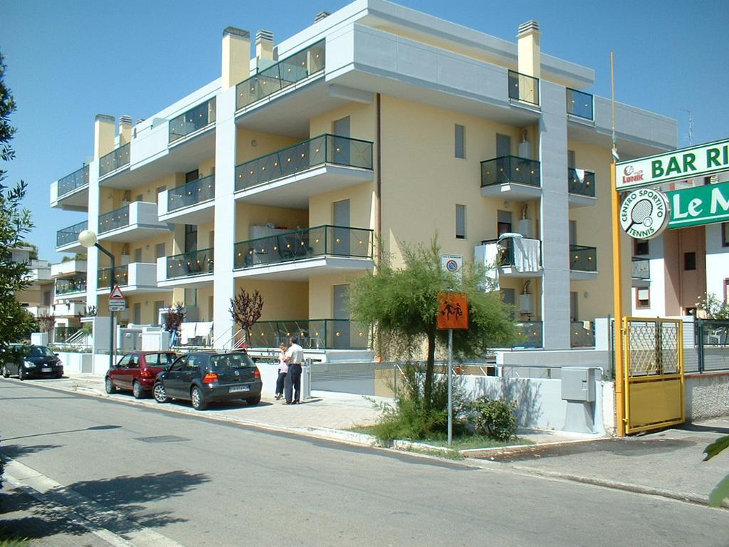 Ferienwohnung Girasole Martinsicuro Exterior foto